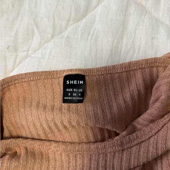 Brown halter top - Picture 2 of 3